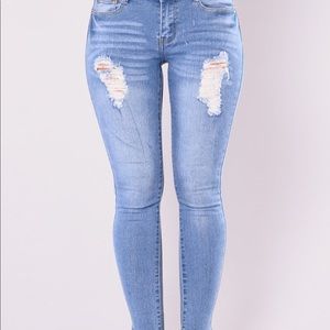 frayed ankle jeans